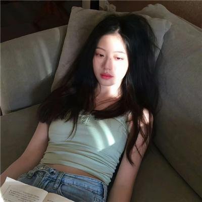 歌唱动荡的青春
