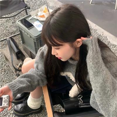 钱信伊:地下酒吧